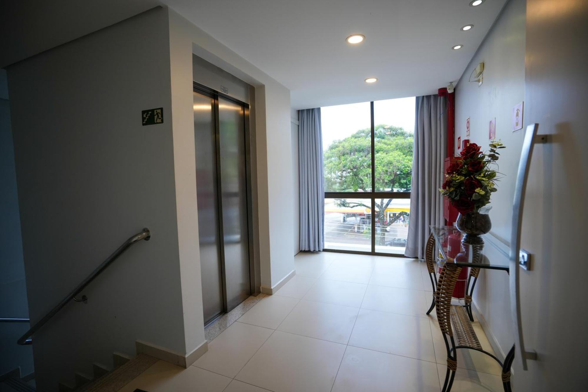 Foz Cobertura 3 Suites E Foz Apartamento 2 Suites 포스두이구아수 외부 사진